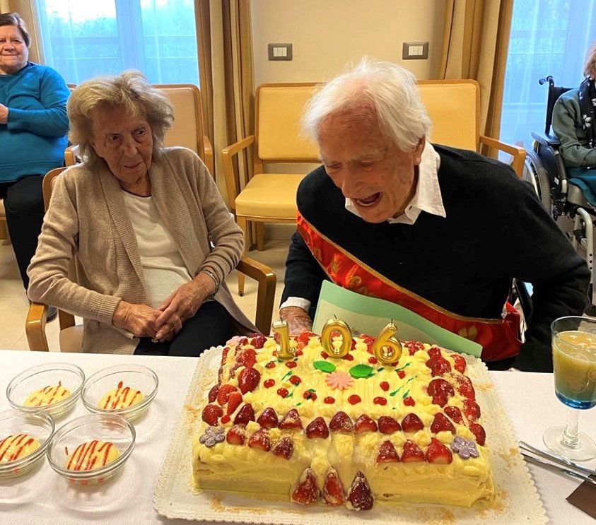 Compleanno Casa Mia Casier candeline
