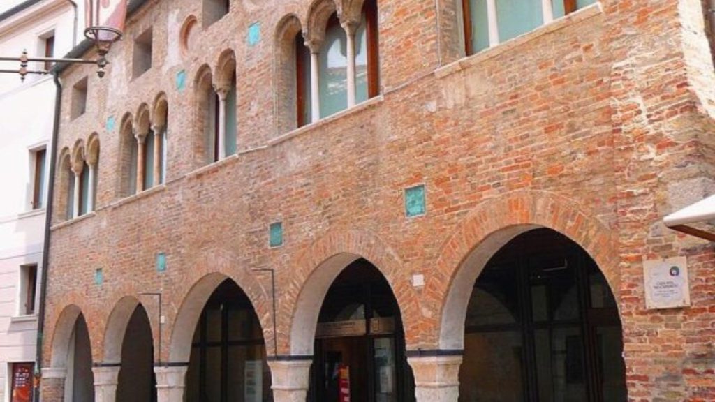 facciata ca dei carraresi
