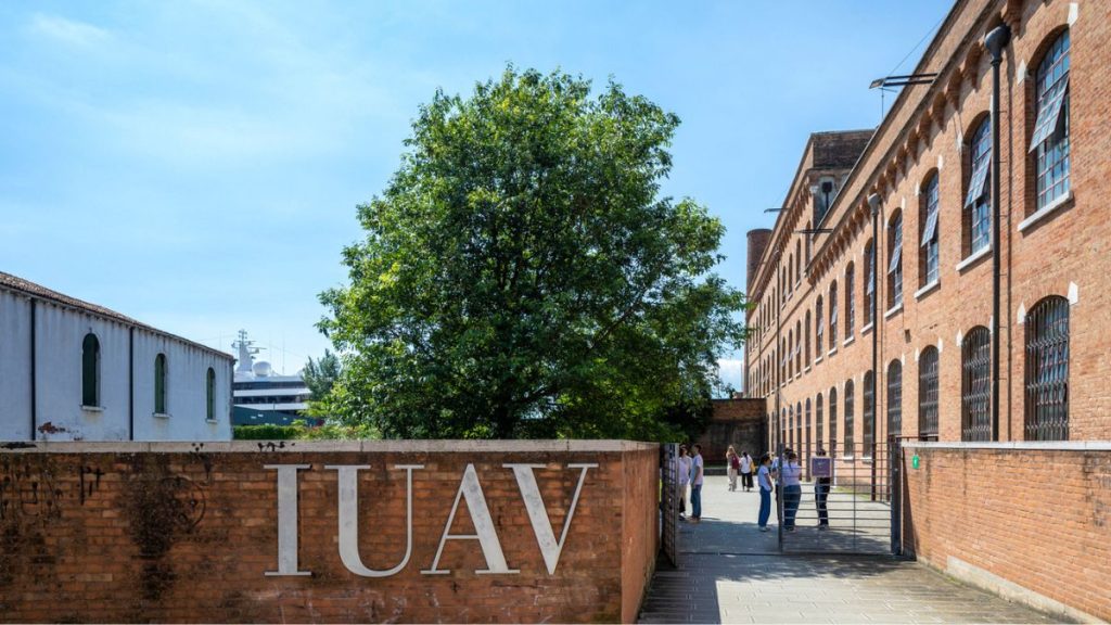 IUAV