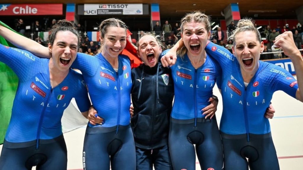Inseguimento femminile oro mondiale