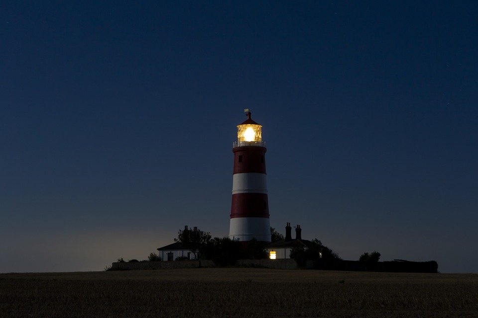 lighthouse-5537038_960_720