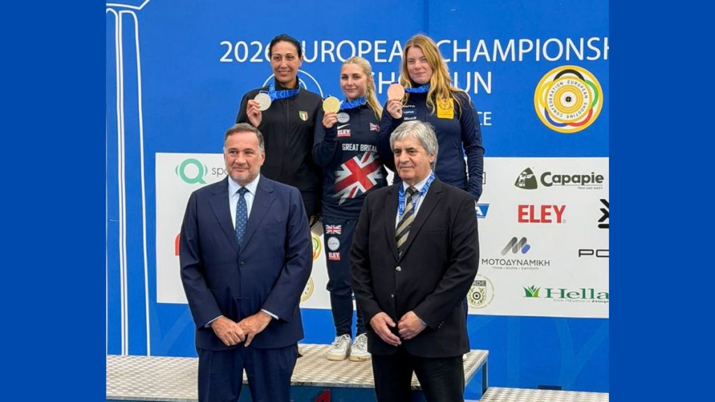 Bacosi argento, oro a squadre